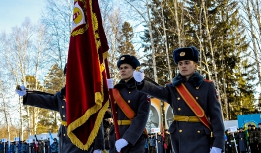 «Равнение на Победу!»