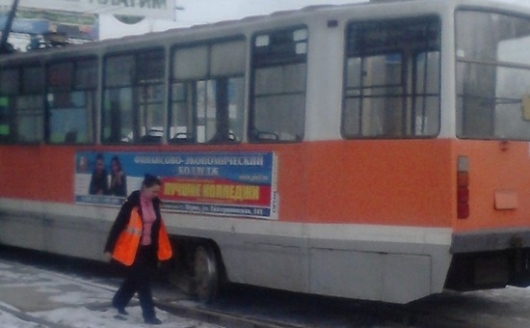 Сегодня в Перми с рельсов сошел трамвай